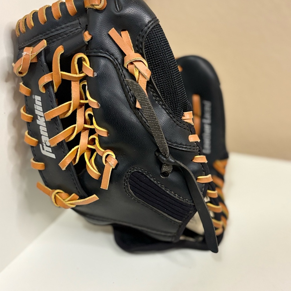 Franklin RTP Series Baseball Glove Savage Crafted 123 Youth Mitt